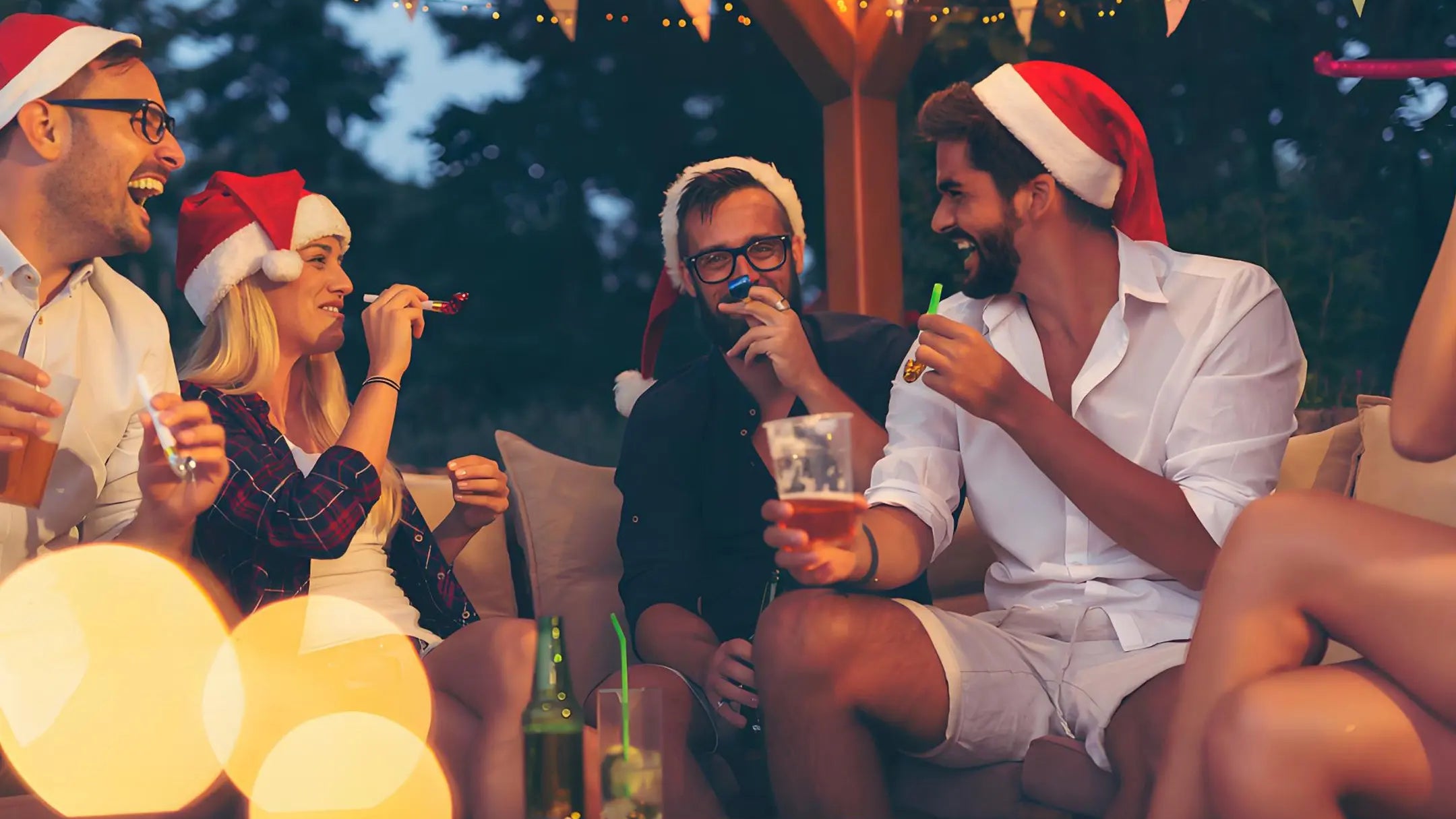 Outdoor Christmas Party Guide: Enjoy a Winter Feast Adventure