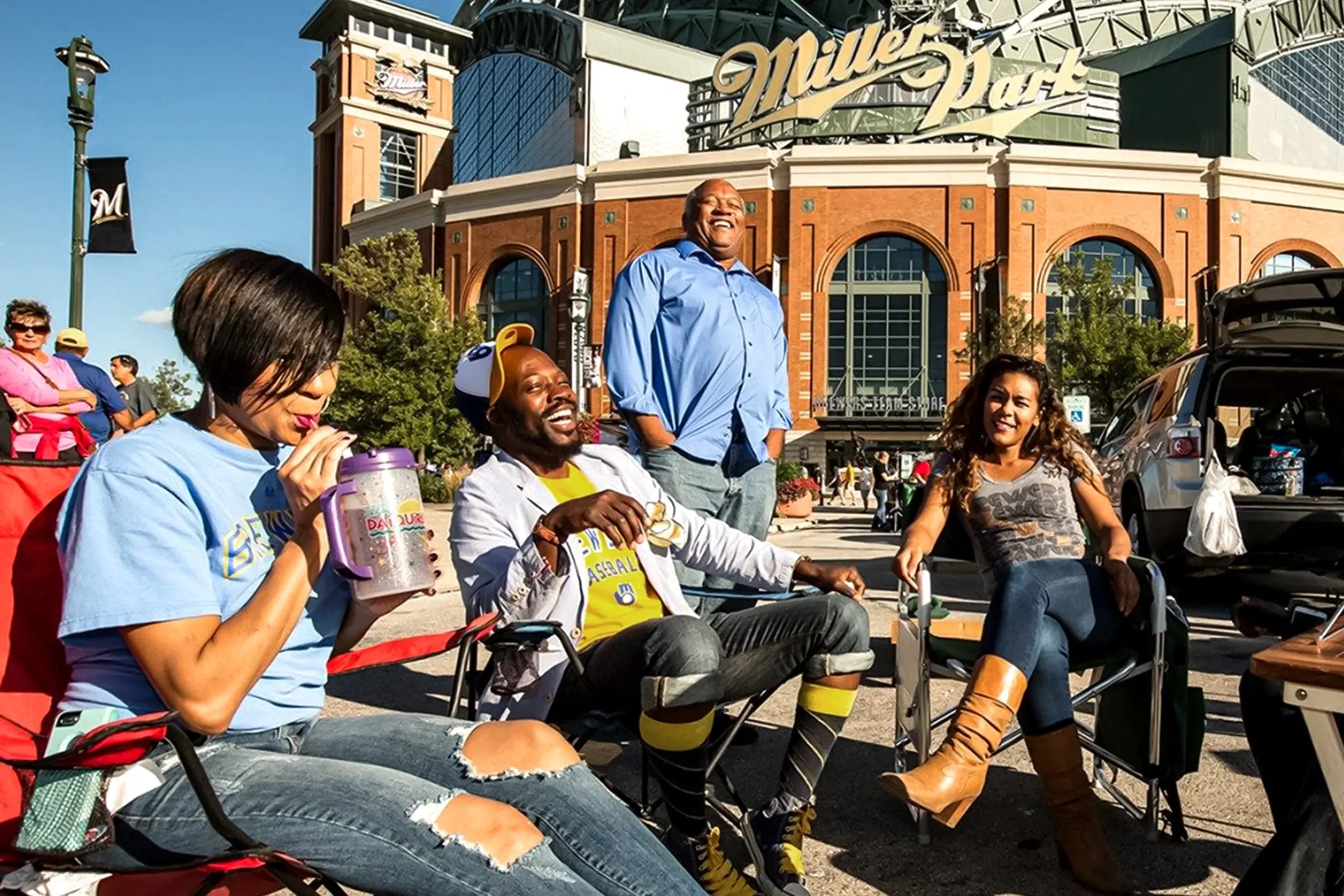 Enhancing Your MLB Tailgating Experience with the Perfect Gear
