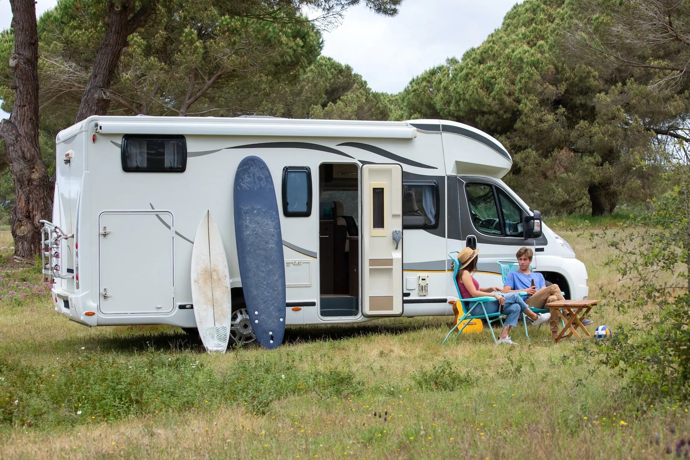 Which is Better: RV Life or Van Life ( Pros & Cons)